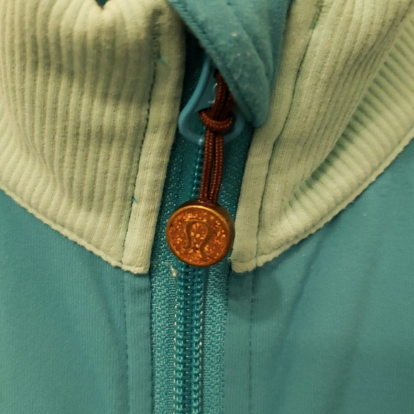 Lululemon jacket - Picture 7 of 14